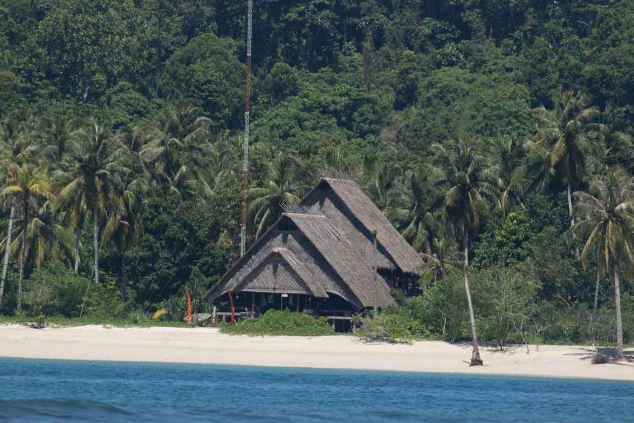 Hidden Bay Resort Mentawais Masokut Exterior photo